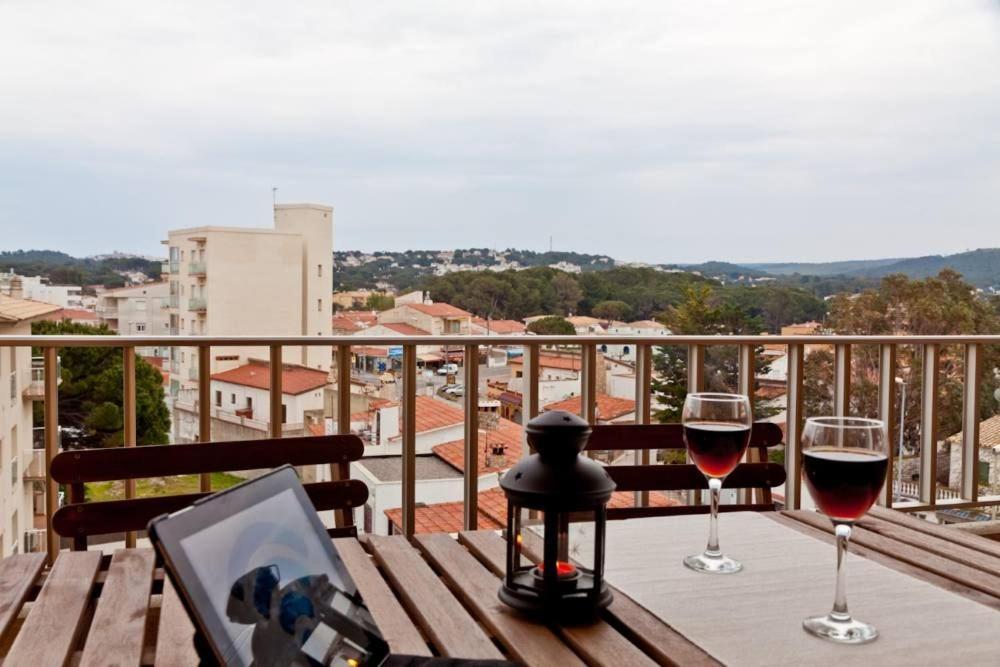 Apartamento Pie De Playa-Wifi Free L' Escala Luaran gambar