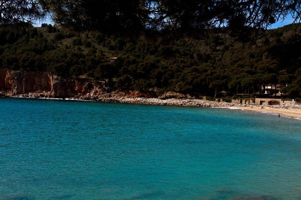 Apartamento Pie De Playa-Wifi Free L' Escala Luaran gambar