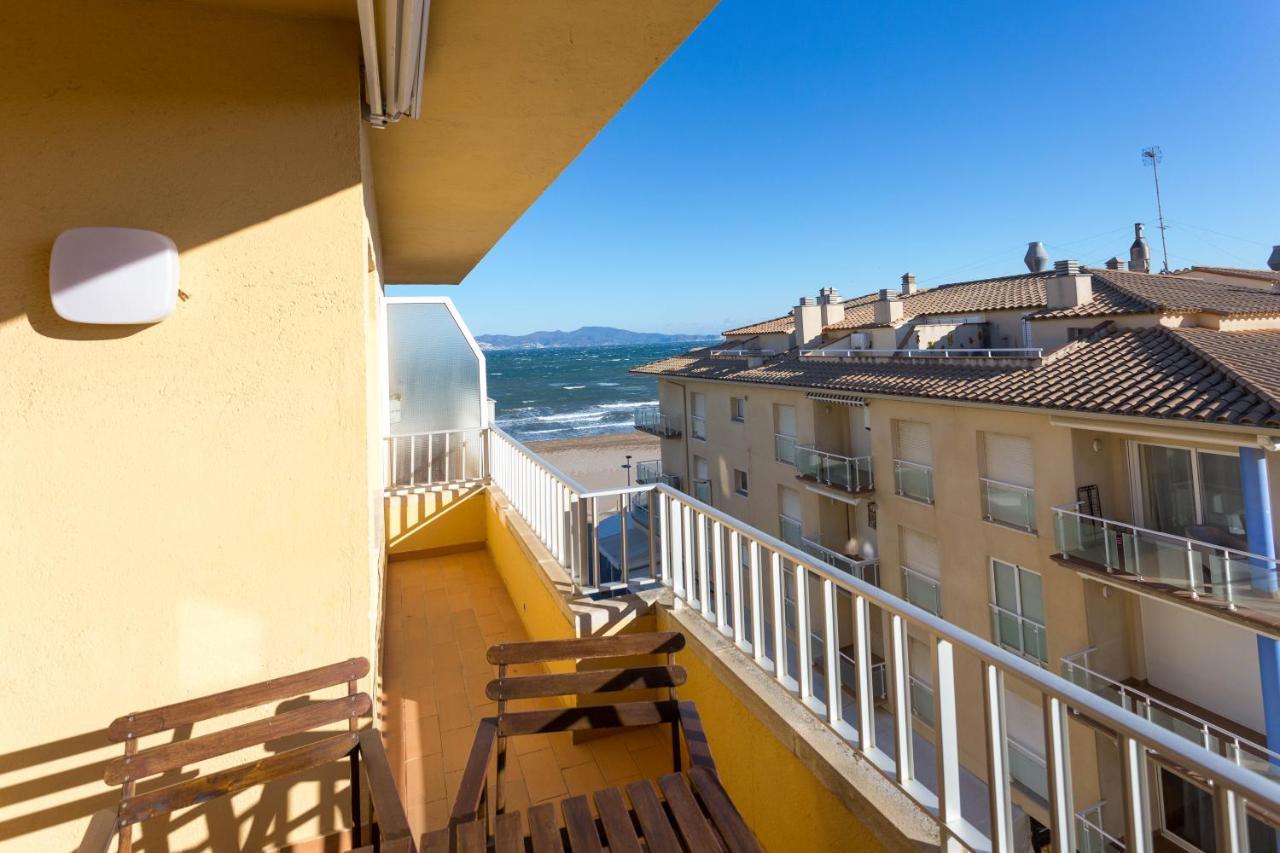 Apartamento Pie De Playa-Wifi Free L' Escala Luaran gambar